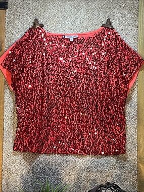 Jennifer Lopez Red Sequin Dolman Short Sleeve Top